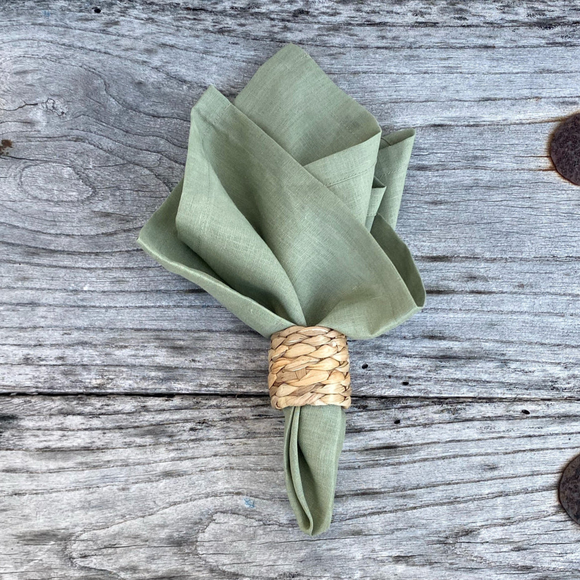 Cotton Cloth Napkins with Stylish Ring for Table Decoration