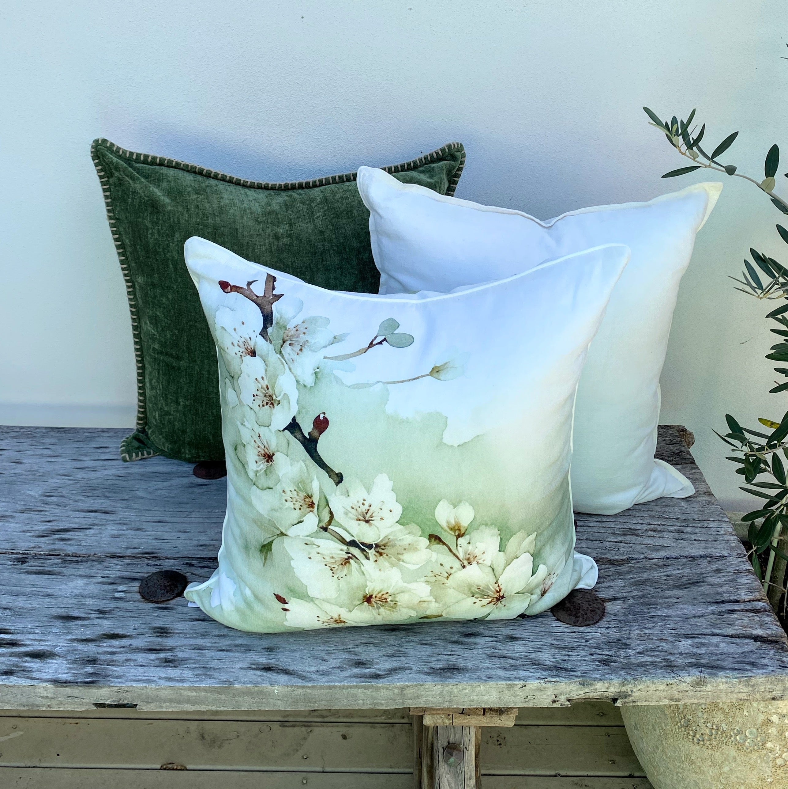 Light Green Cushion Cover for Livingroom Decor