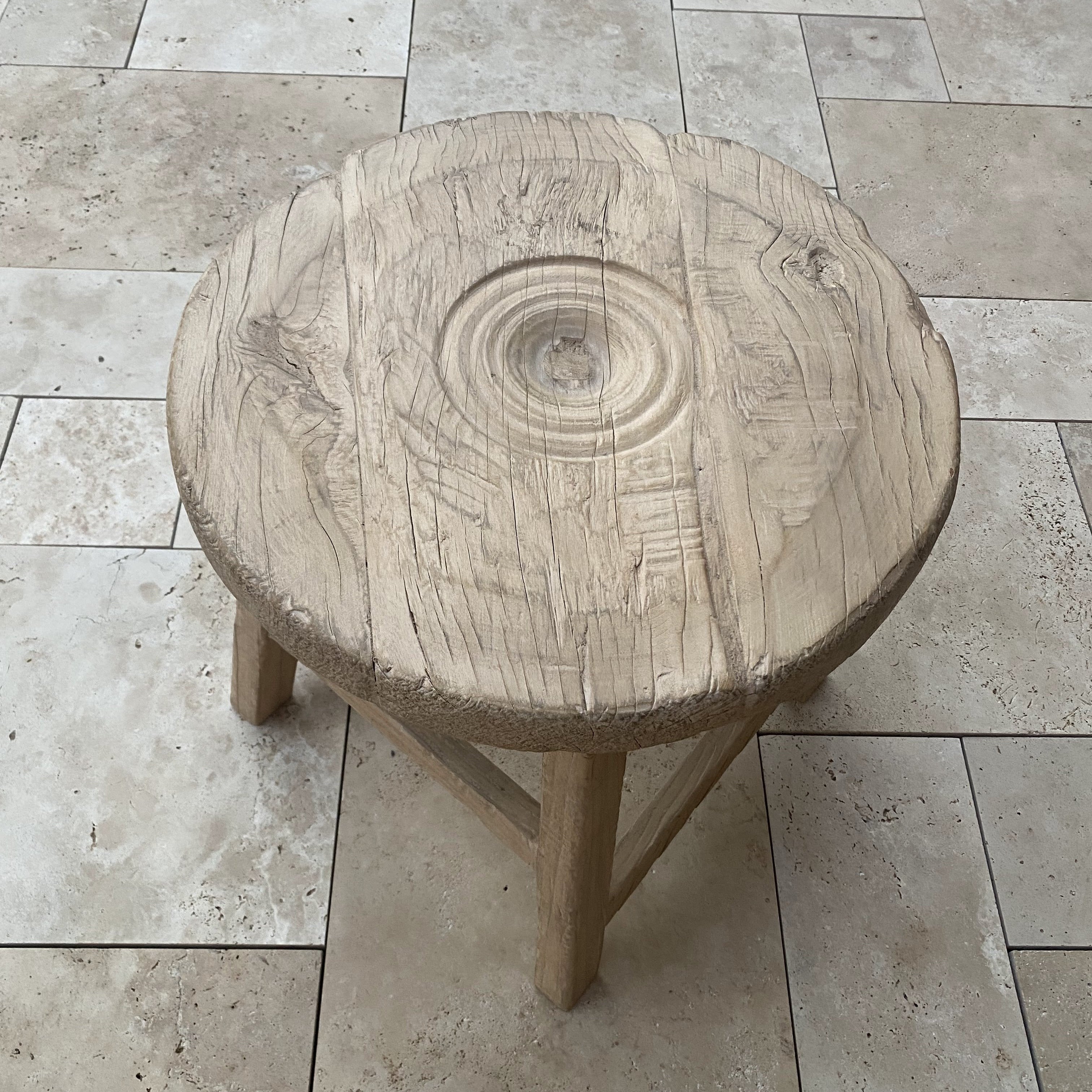 Reclaimed Elm Grain Cartwheel Side Table - 52 x 52 cm