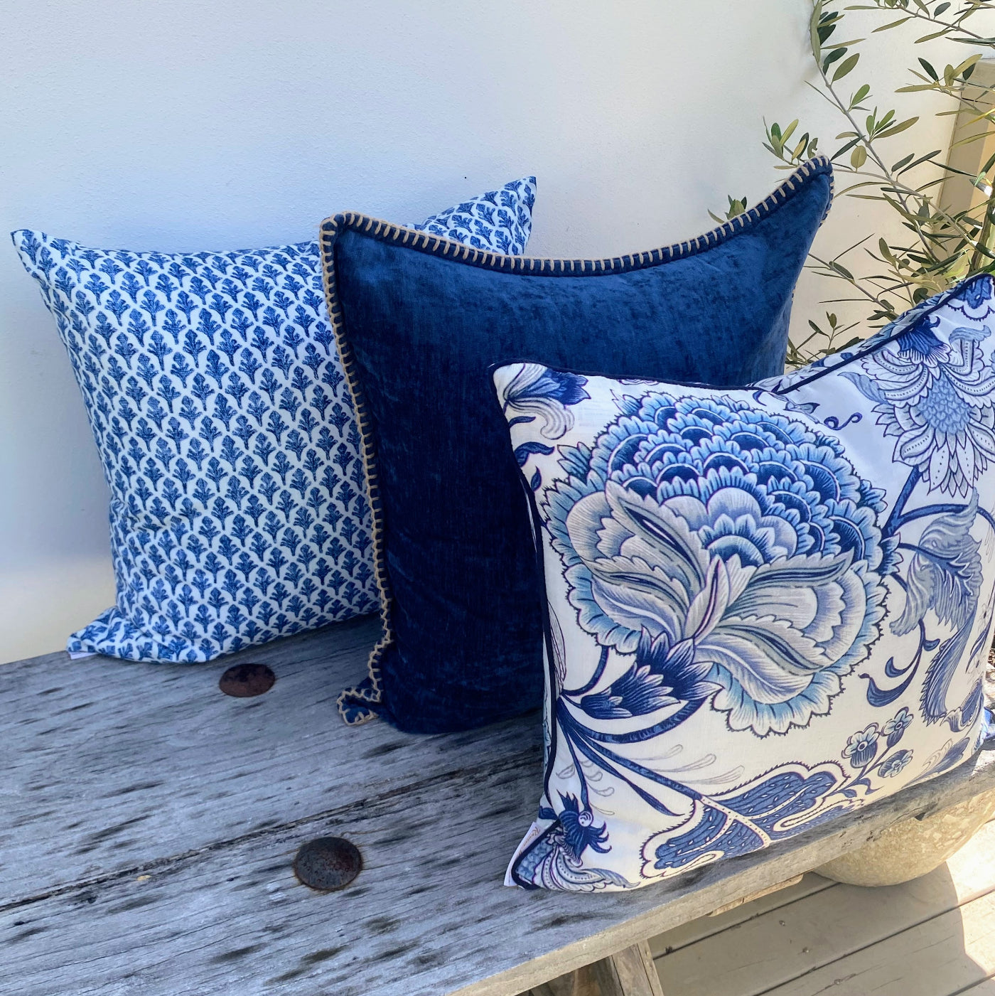 White and Blue Hamptons Cushion Set for Aesthetic Decor