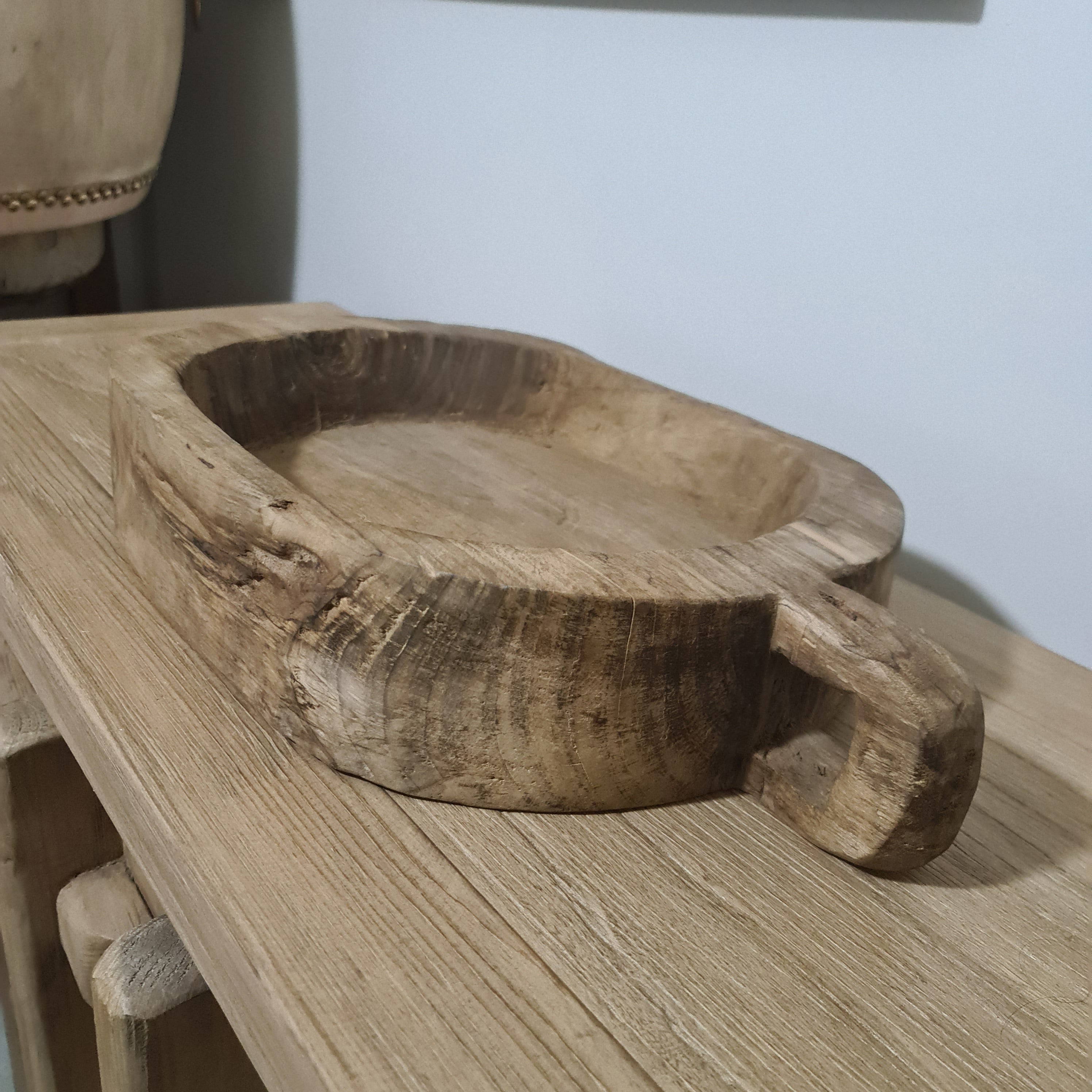 Furniture With a Past: How Reclaimed, Handmade Pieces Bring Soul Back Into Modern Homes