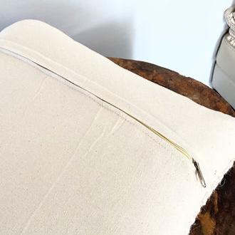 Cotton woven cushion