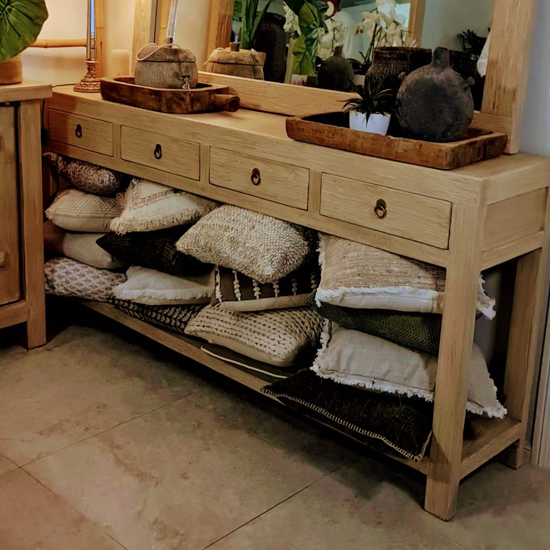4-drawer console table made of eco-friendly wood