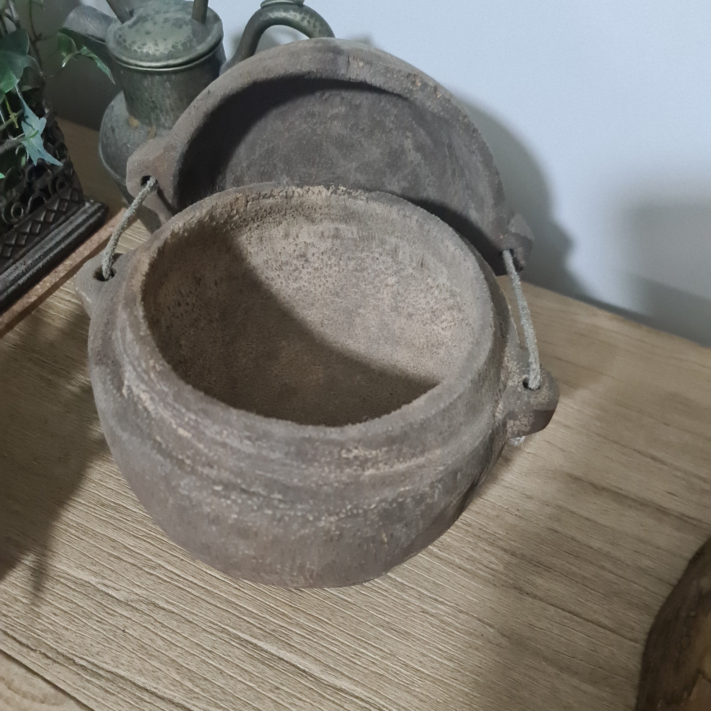 Antique Lidded Naga Wood Bowl | Wabi-Sabi Storage Vessel | Small 22 x 19.5 x 23 cm